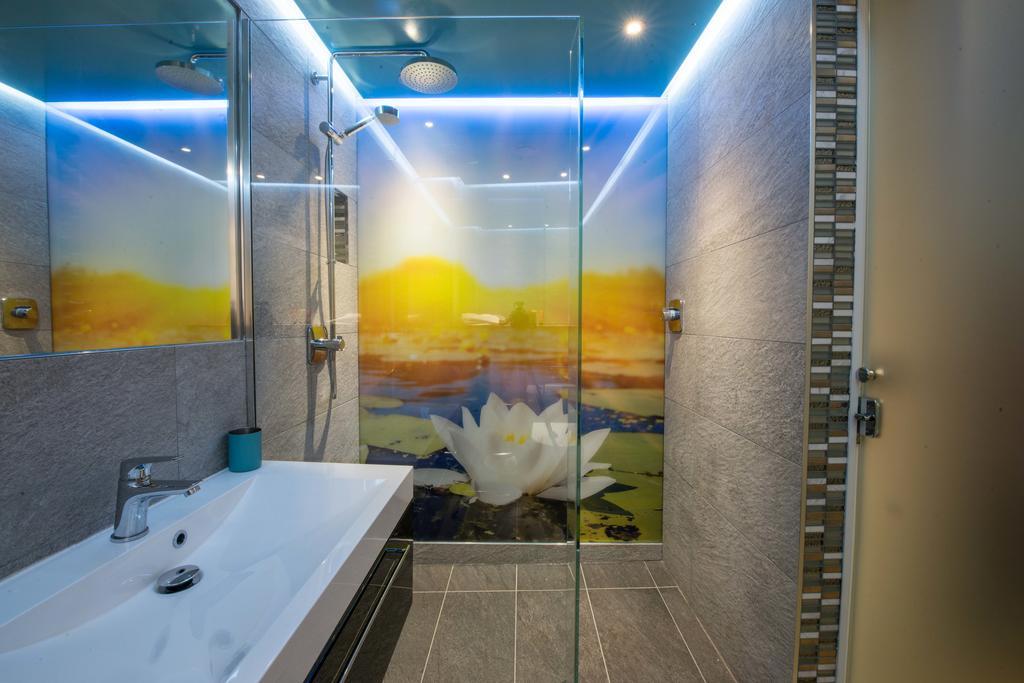 אברדין Zinn Apartments - City Centre מראה חיצוני תמונה