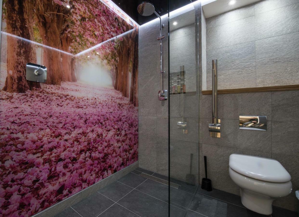 אברדין Zinn Apartments - City Centre מראה חיצוני תמונה